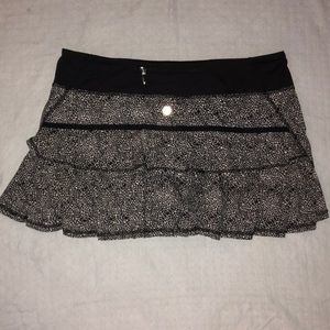 Lululemon ruffled athletic skirt